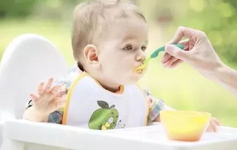 婴儿九个月缺钙，饮食调整与营养补充策略